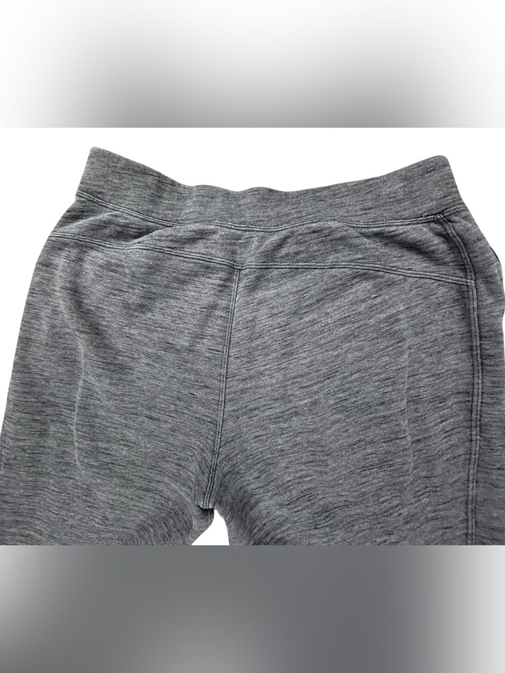 Lululemon | Free To Roam Jogger‎ | Size 8 | Excellent condition!! - Picture 8 of 9